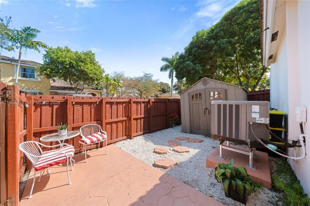 4217 NE 22nd Dr, Homestead, FL 33033