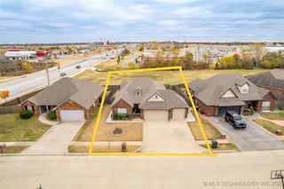 11521 N 132nd East Avenue, Owasso, OK 74055