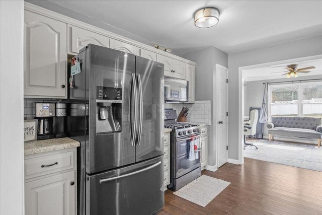 1500 Ashley DR, Salem, VA 24153