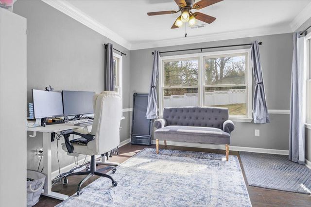 1500 Ashley DR, Salem, VA 24153