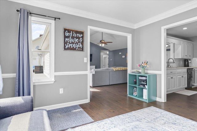 1500 Ashley DR, Salem, VA 24153