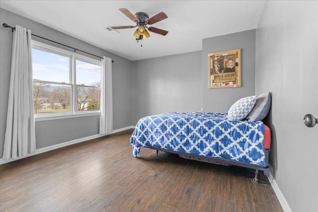 1500 Ashley DR, Salem, VA 24153