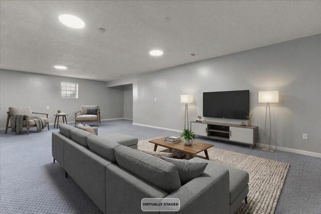 1500 Ashley DR, Salem, VA 24153