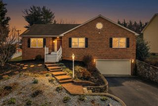 1500 Ashley DR, Salem, VA 24153