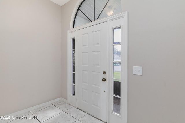 2326 Skywind Circle, Melbourne, FL 32935