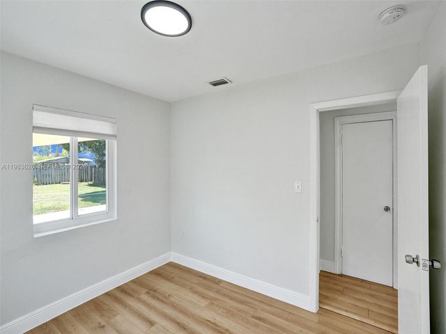 1713 NE 15th Ave, Fort Lauderdale, FL 33305