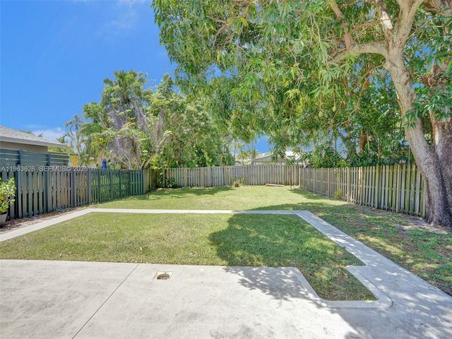 1713 NE 15th Ave, Fort Lauderdale, FL 33305