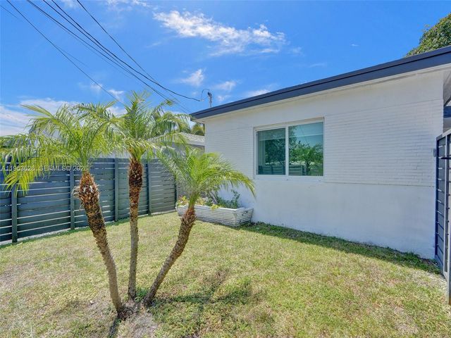 1713 NE 15th Ave, Fort Lauderdale, FL 33305