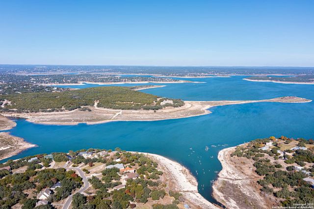 2454 Island View, Canyon Lake, TX 78133