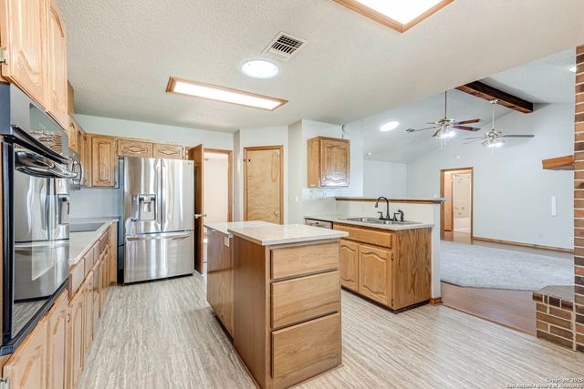 2454 Island View, Canyon Lake, TX 78133