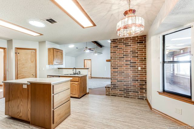 2454 Island View, Canyon Lake, TX 78133