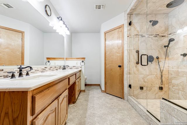 2454 Island View, Canyon Lake, TX 78133