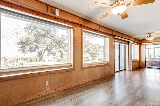 2454 Island View, Canyon Lake, TX 78133