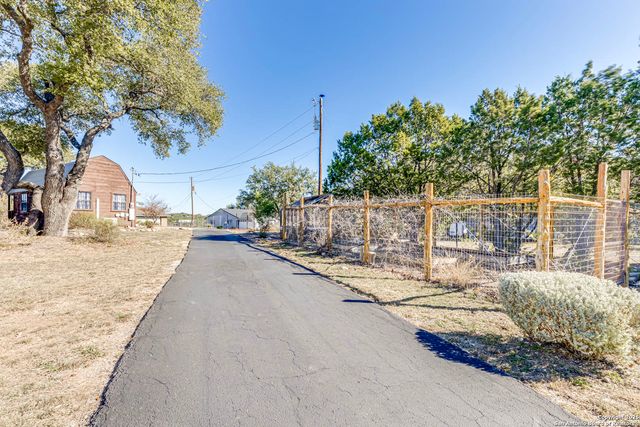 2454 Island View, Canyon Lake, TX 78133