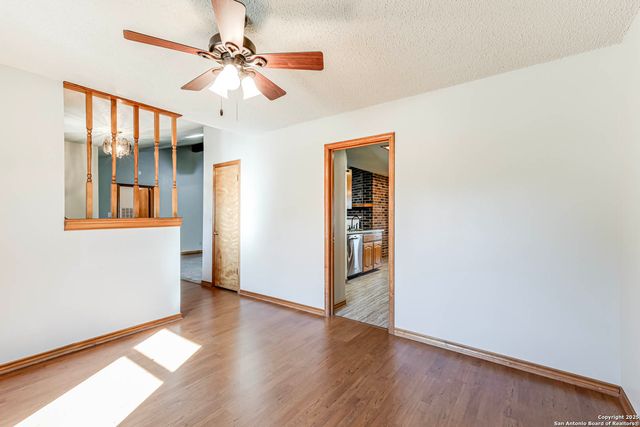 2454 Island View, Canyon Lake, TX 78133