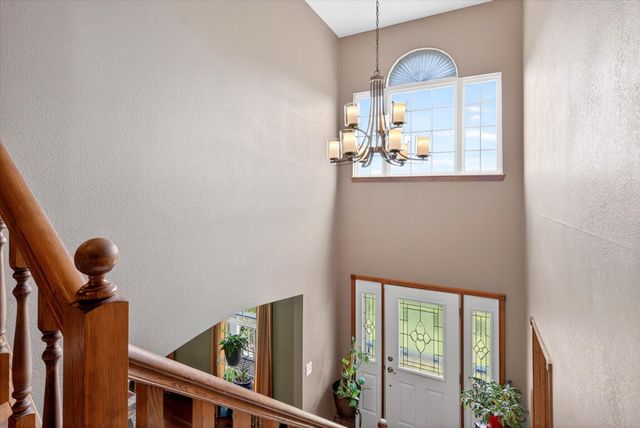 1061 S Eagle Lake Drive, Nixa, MO 65714