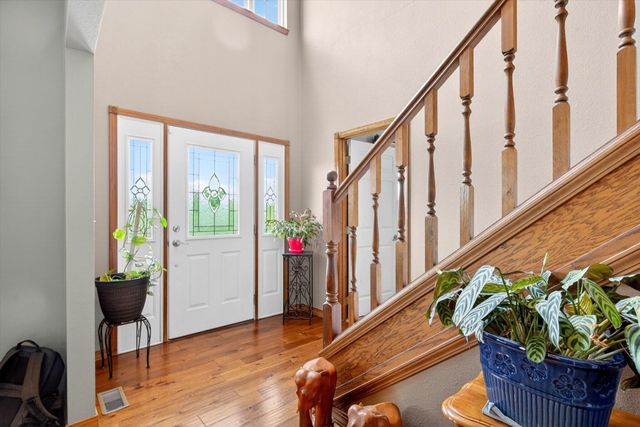 1061 S Eagle Lake Drive, Nixa, MO 65714