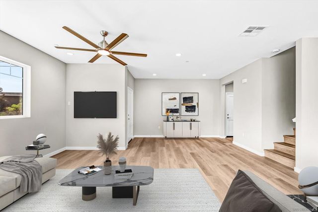 3915 Rojo Tierra Rd, La Mesa, CA 91941