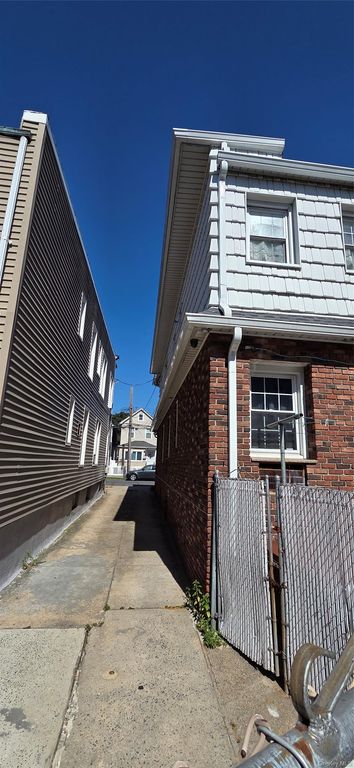 1496 E 94th Street, Brooklyn, NY 11236 — photo 4