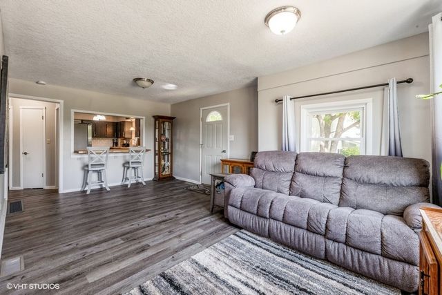 309 Elm Street, De Soto, IA 50069