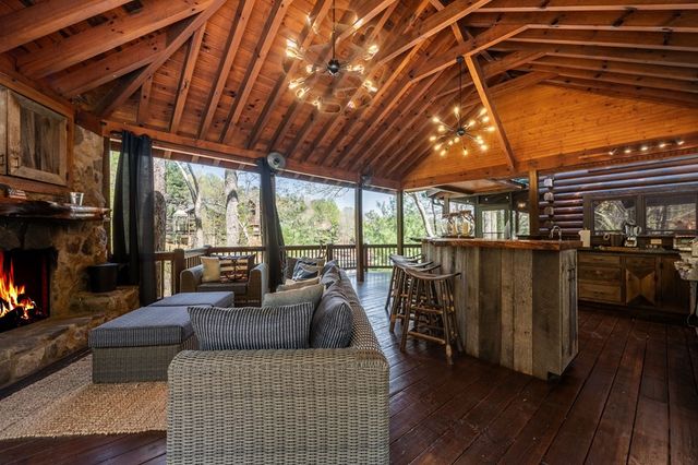 1820 Shady Falls Road, Blue Ridge, GA 30513