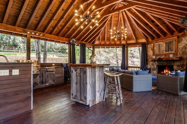 1820 Shady Falls Road, Blue Ridge, GA 30513