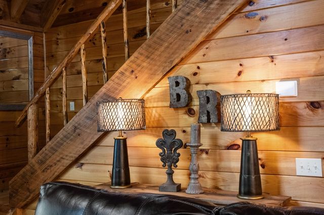 1820 Shady Falls Road, Blue Ridge, GA 30513