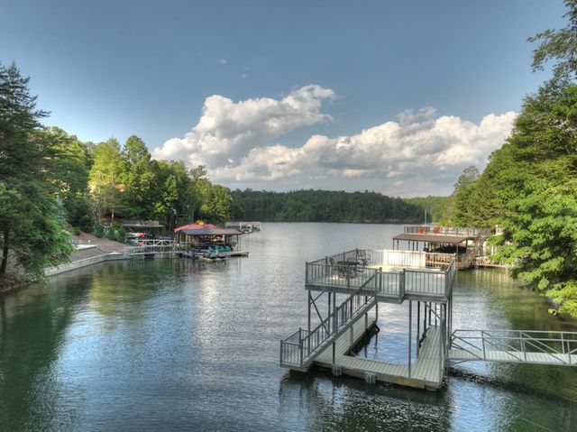 1820 Shady Falls Road, Blue Ridge, GA 30513