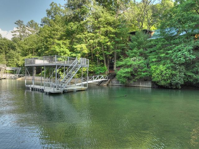 1820 Shady Falls Road, Blue Ridge, GA 30513