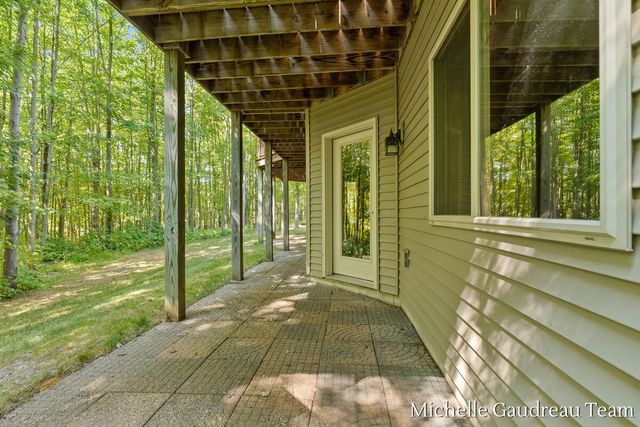 6244 Black Creek Drive, Irving Twp, MI 49333