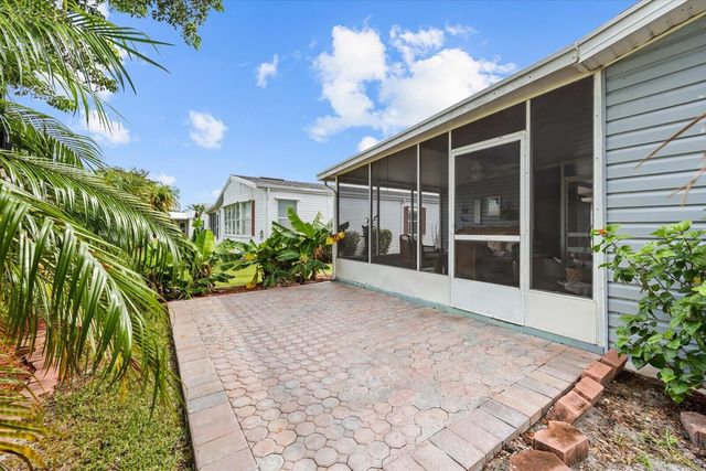 7933 Meadowlark Lane, Port St. Lucie, FL 34952