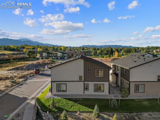 1916 Erin Loop, Colorado Springs, CO 80918