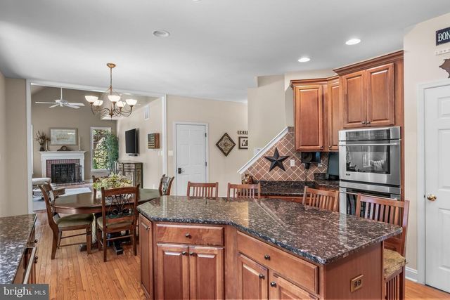 25 AMESBURY PARKE, Medford, NJ 08055