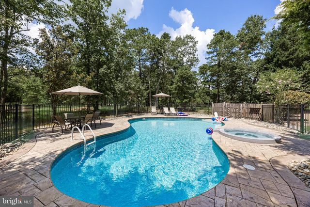 25 AMESBURY PARKE, Medford, NJ 08055
