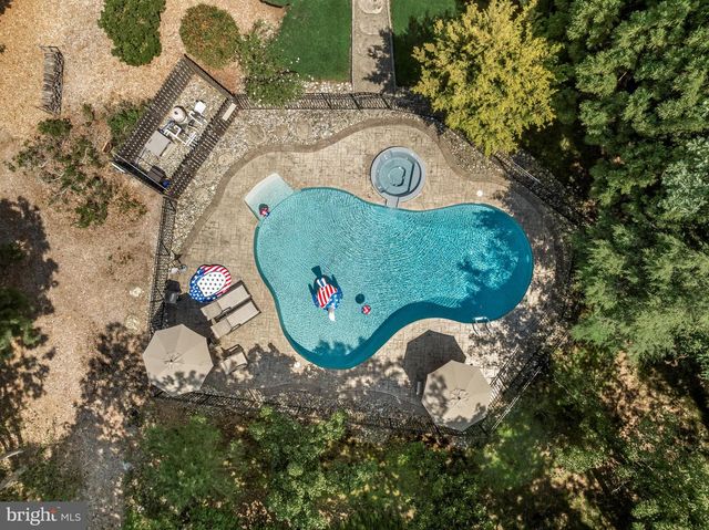 25 AMESBURY PARKE, Medford, NJ 08055