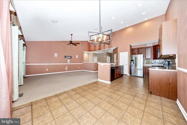 250 DINWIDDIE WAY, Kearneysville, WV 25430
