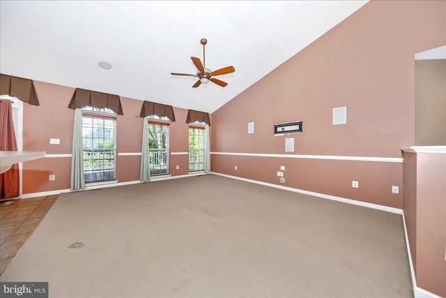 250 DINWIDDIE WAY, Kearneysville, WV 25430