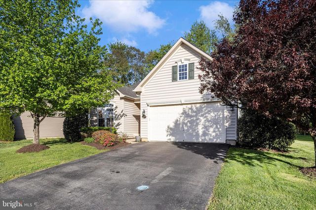 250 DINWIDDIE WAY, Kearneysville, WV 25430