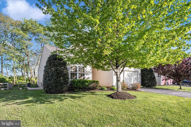 250 DINWIDDIE WAY, Kearneysville, WV 25430