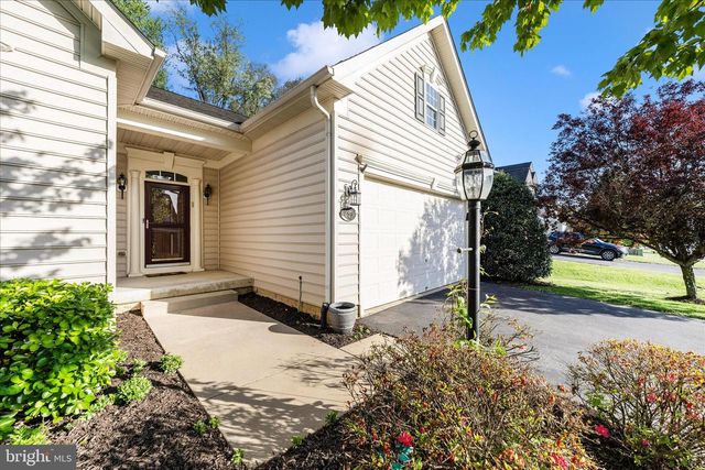 250 DINWIDDIE WAY, Kearneysville, WV 25430