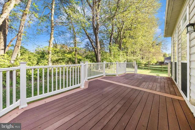 250 DINWIDDIE WAY, Kearneysville, WV 25430