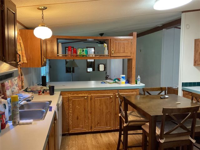 125 Rock Salt Court, Springtown, TX 76082