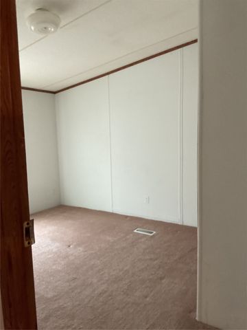 125 Rock Salt Court, Springtown, TX 76082