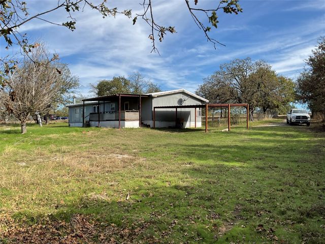 125 Rock Salt Court, Springtown, TX 76082