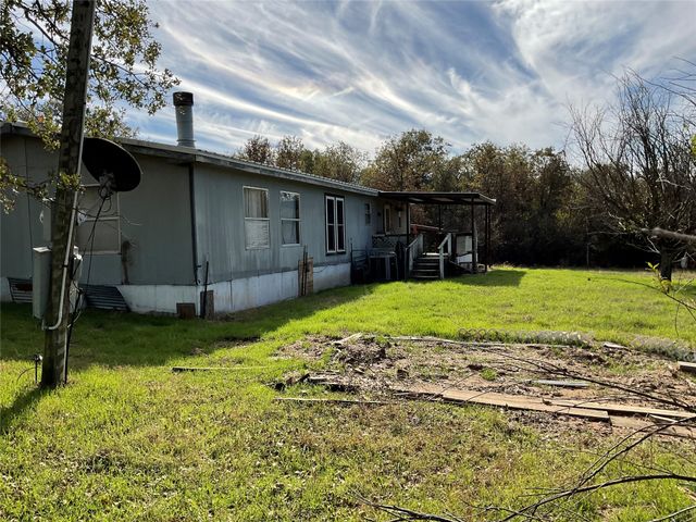 125 Rock Salt Court, Springtown, TX 76082