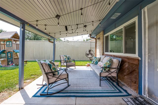 2008 Haymeadow, Carrollton, TX 75007