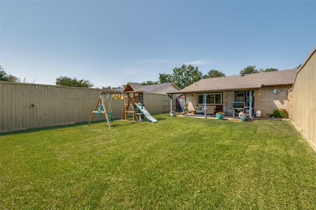 2008 Haymeadow, Carrollton, TX 75007