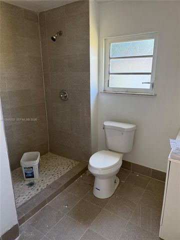 2910 NW 25th St, Fort Lauderdale, FL 33311