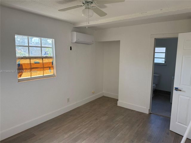 2910 NW 25th St, Fort Lauderdale, FL 33311