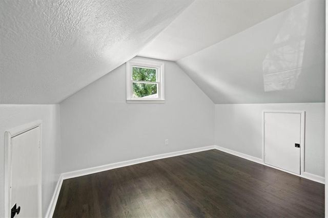 3101 S 9th Place, Kansas City, KS 66103